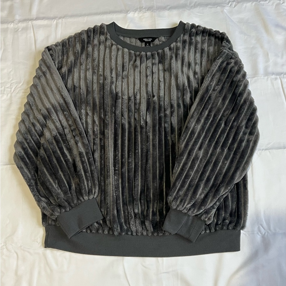Gray Ribbed Velvet Sweater - Picture 4 of 4